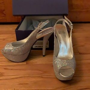 Stuart Weizman Heel!